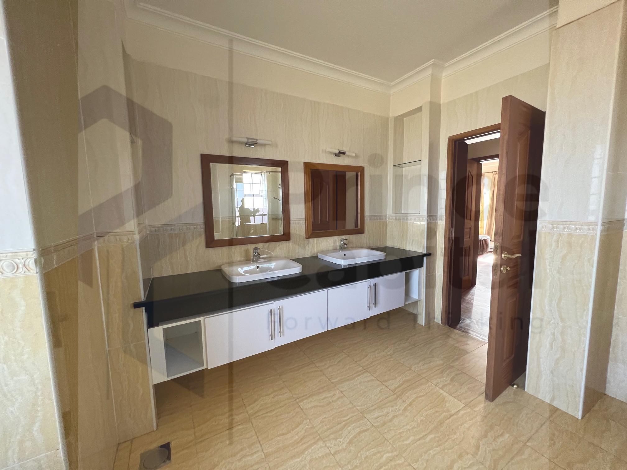 Karen Bogani Villas